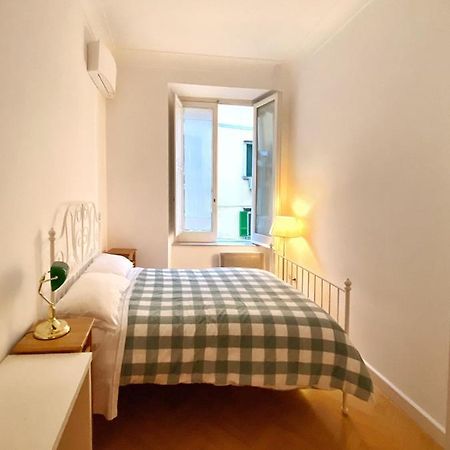 Napoliforever Chiaia Apartment Ngoại thất bức ảnh