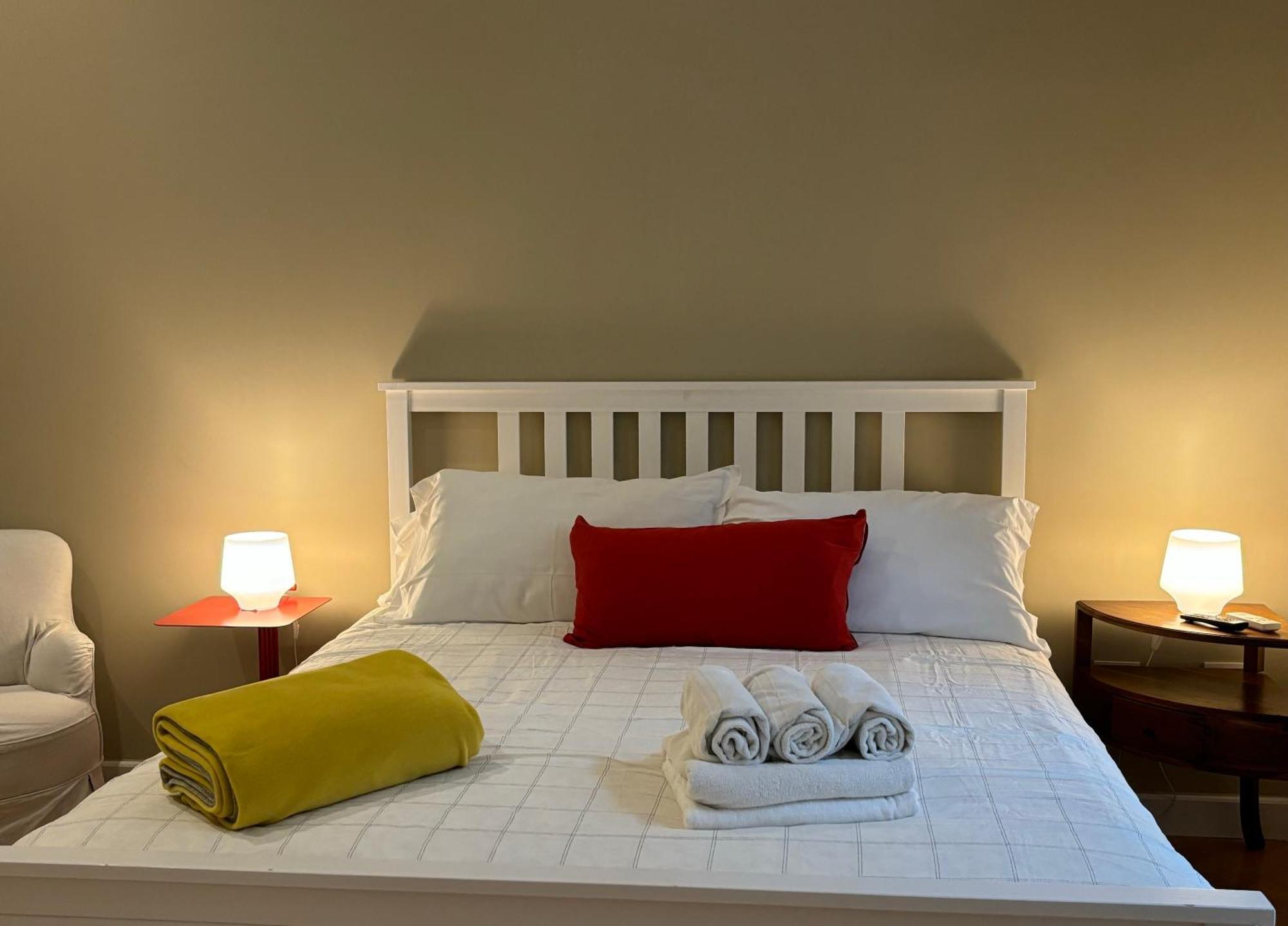 Napoliforever Chiaia Apartment Ngoại thất bức ảnh