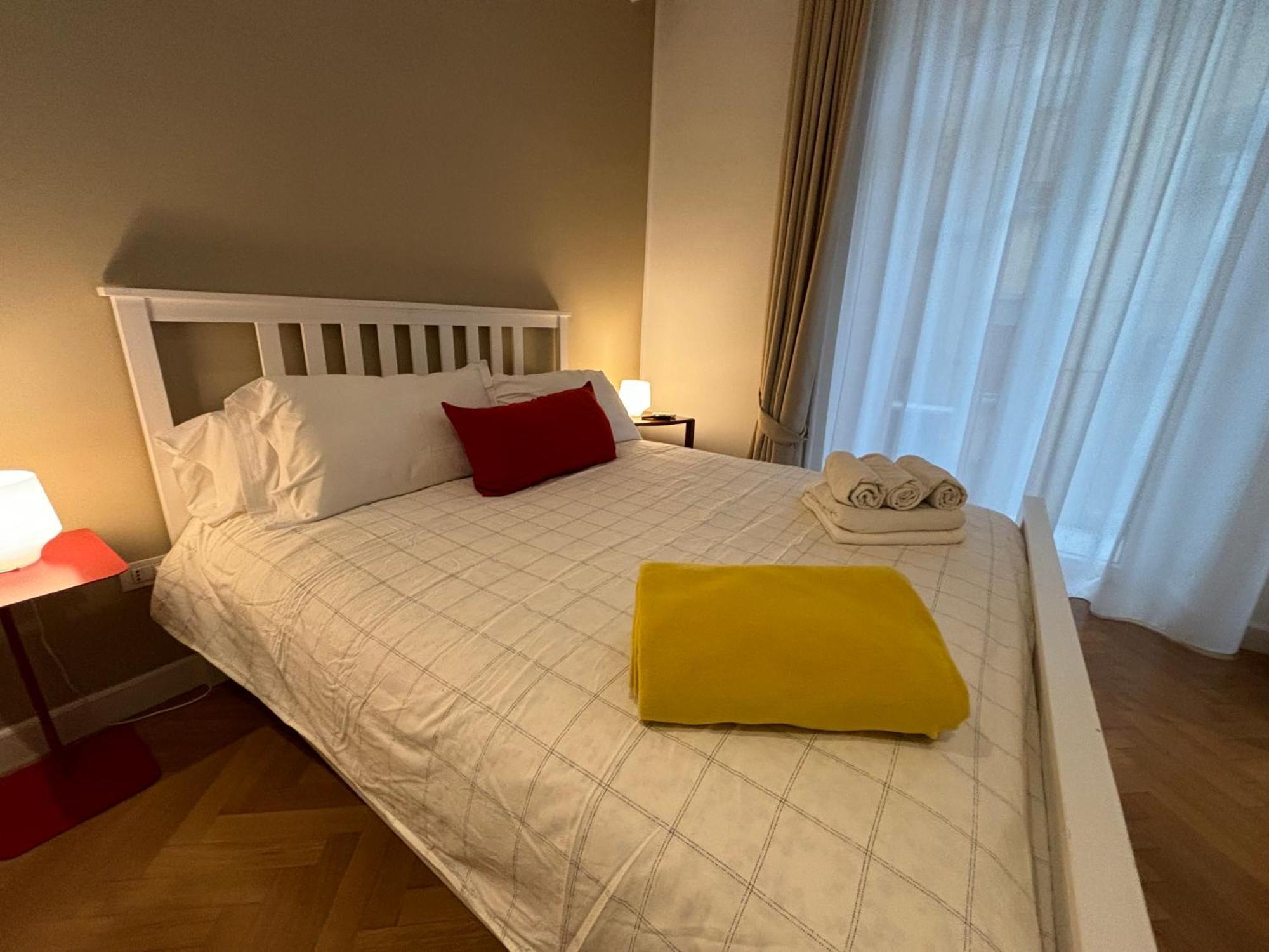 Napoliforever Chiaia Apartment Ngoại thất bức ảnh